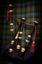 MacRaeBagpipes394Edit